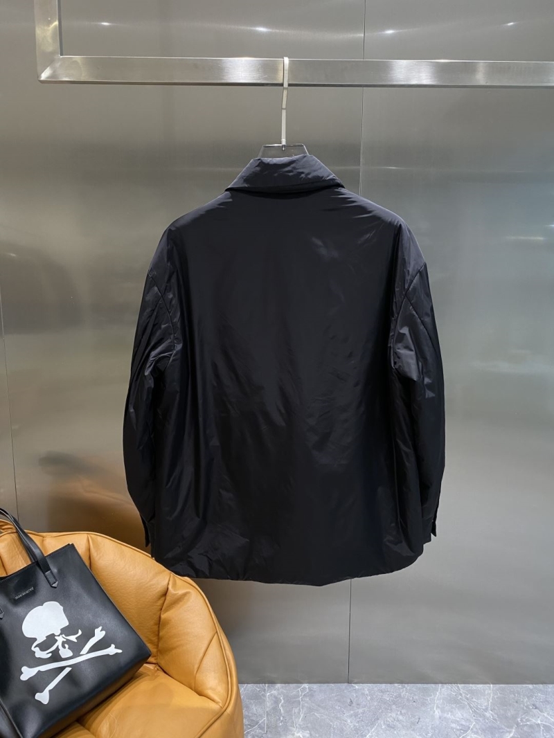 Pra*a outwear